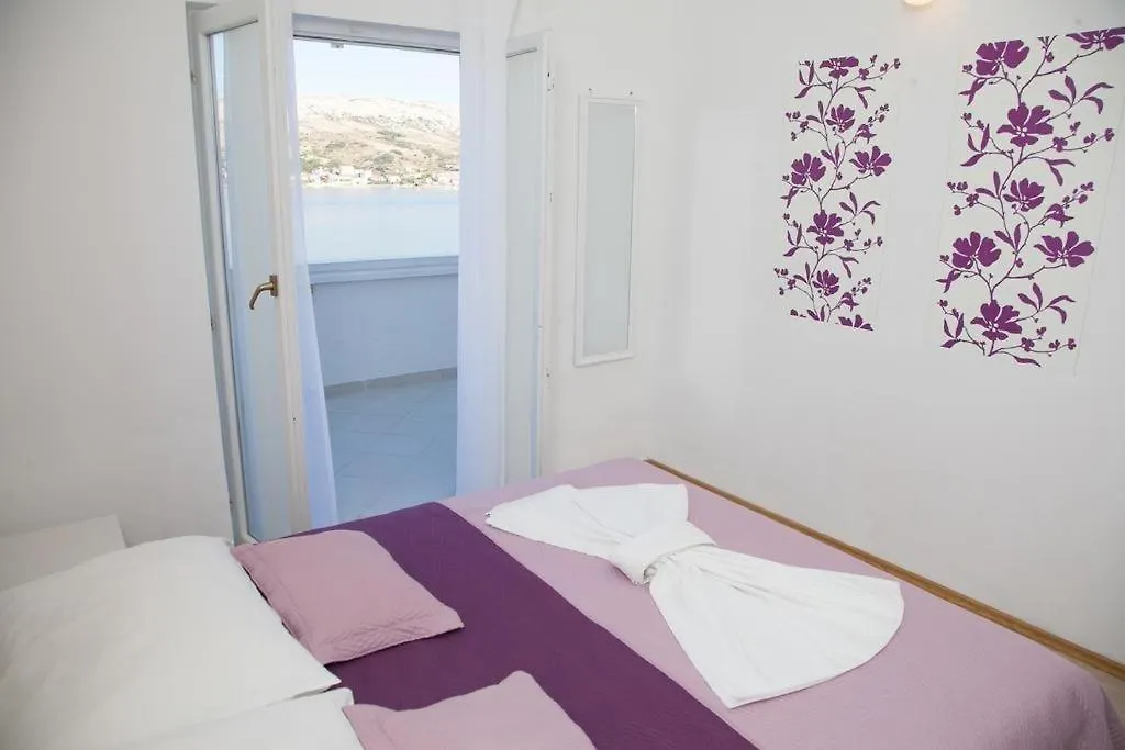 Apartments By The Sea Pag - 15670 Pag Town