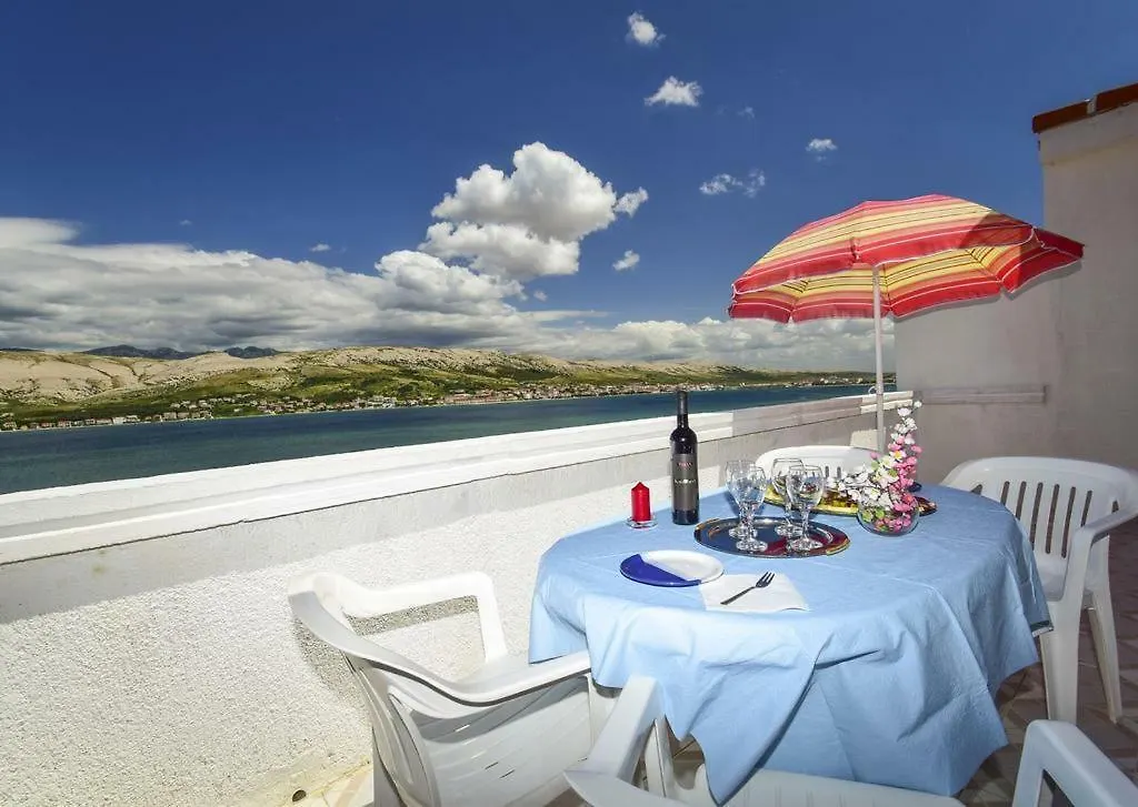 Apartments By The Sea Pag - 15670 Pag Town